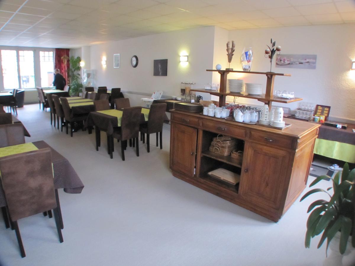 Фото Logis Hotel du Cerf