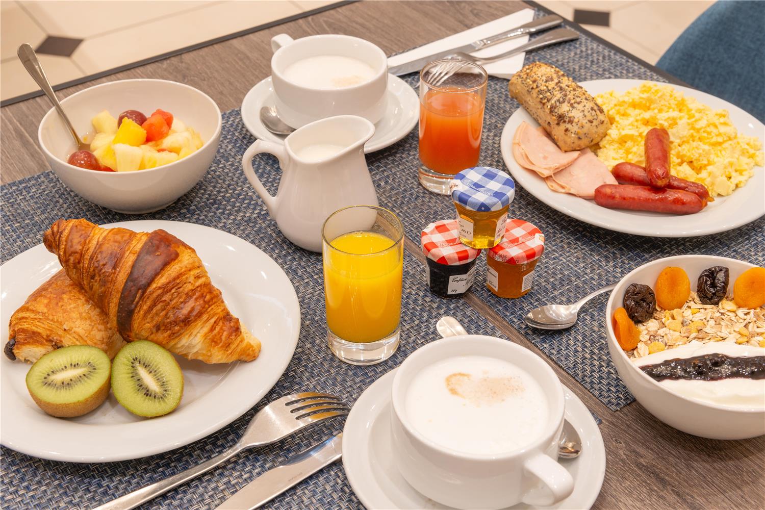 Фото отеля 4