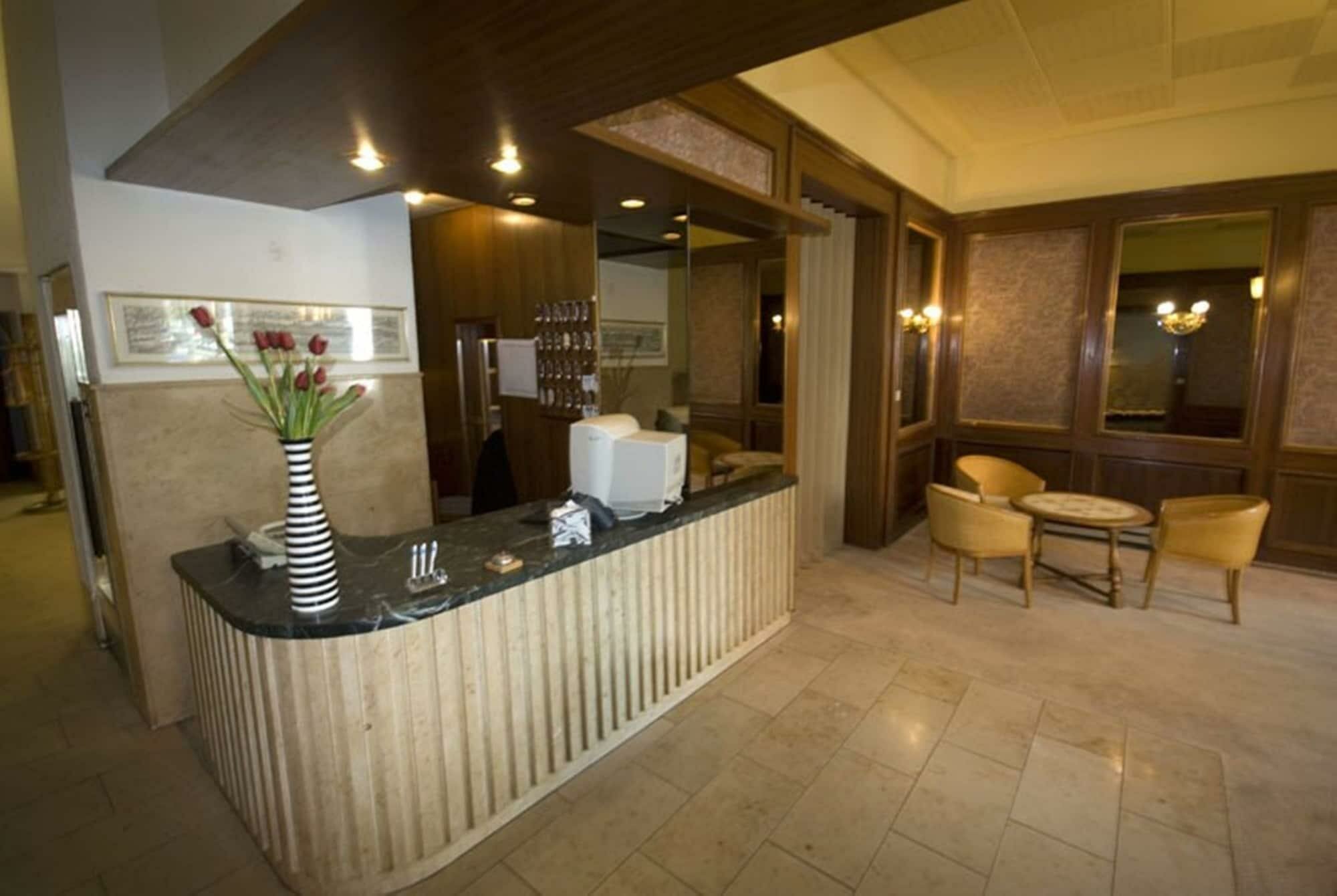 Фото Hotel Europäischer Hof Am Dom