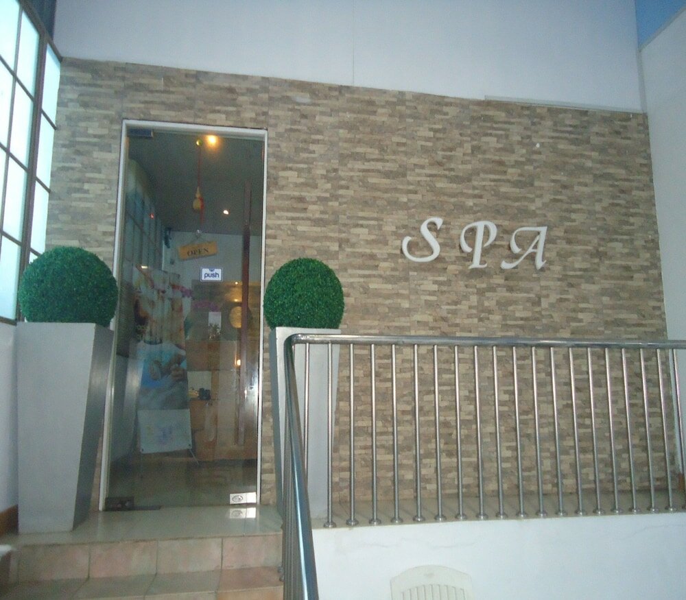 Фото Global Towers Hotel & Apartments