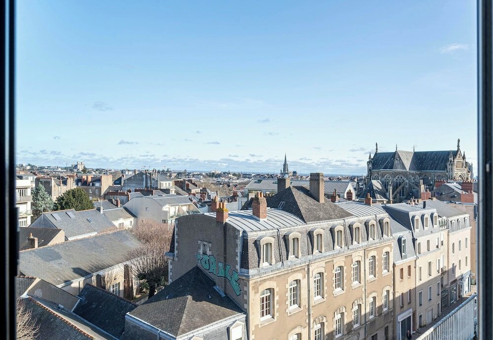 Фото B&b Hotel Nantes Centre