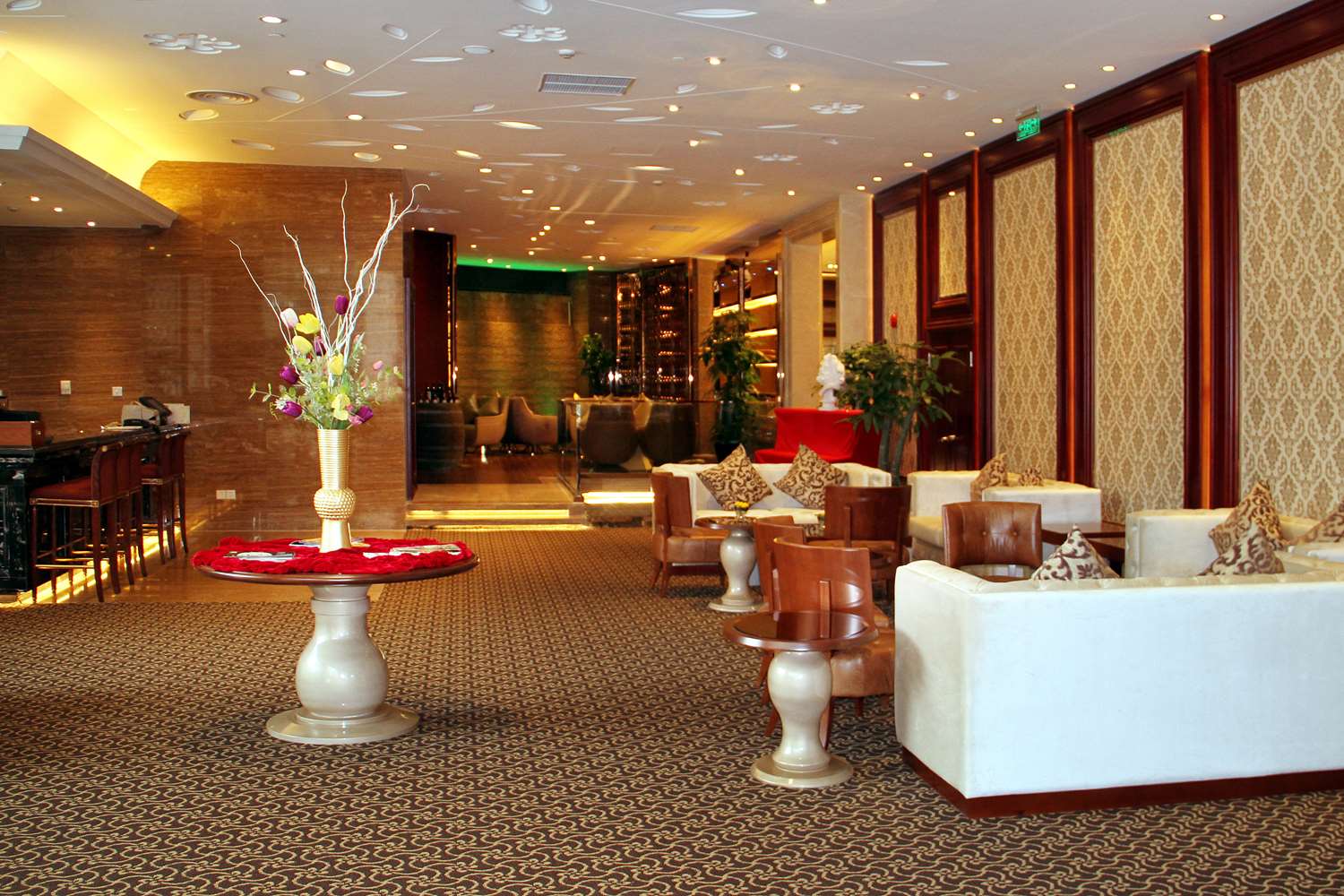 Фото Central Hotel Shanghai