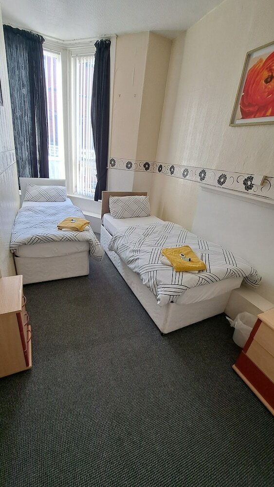 Фото Fern Villa Hotel