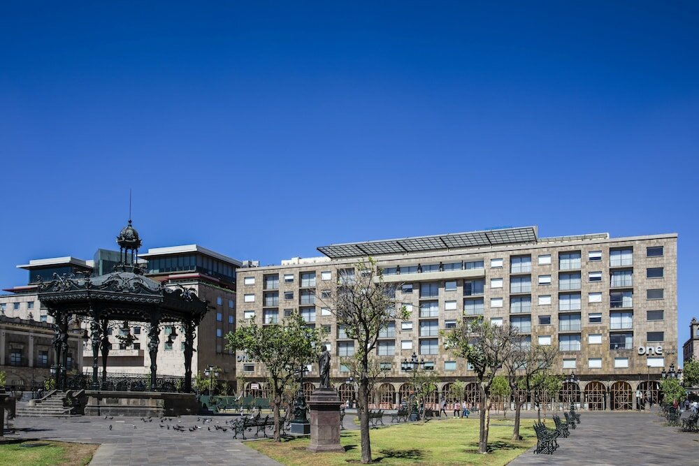 Фото One Guadalajara Centro Historico