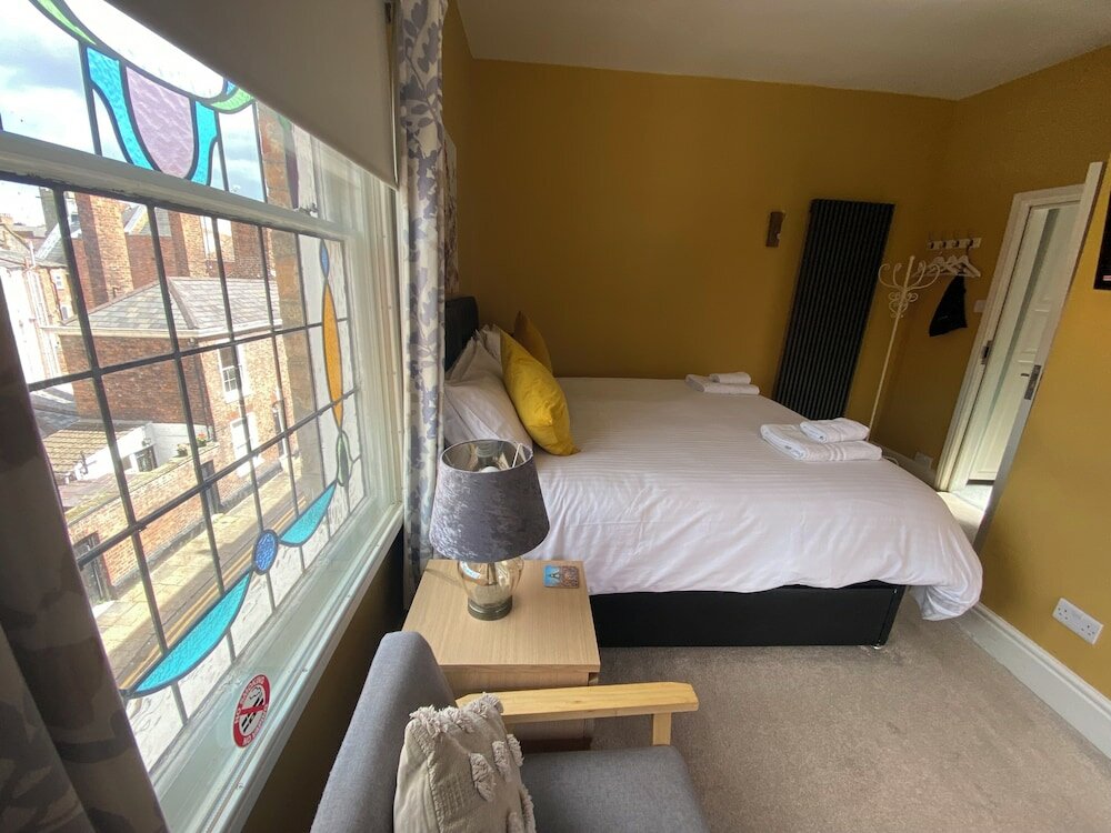 Фото Grosvenor Place Guest House