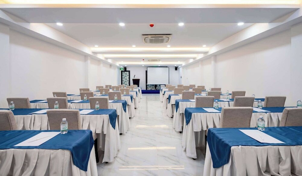 Фото Meriton Hotel Nha Trang