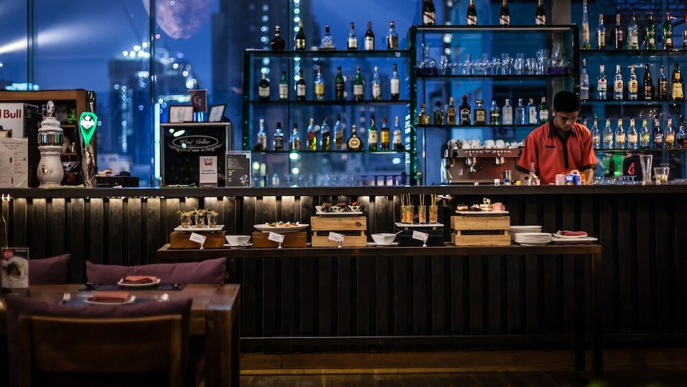 Фото Galleria 10 Hotel Bangkok by Compass Hospitality