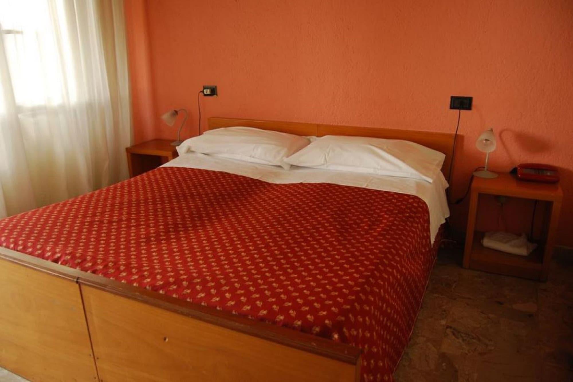 Фото Hotel Cantalodole