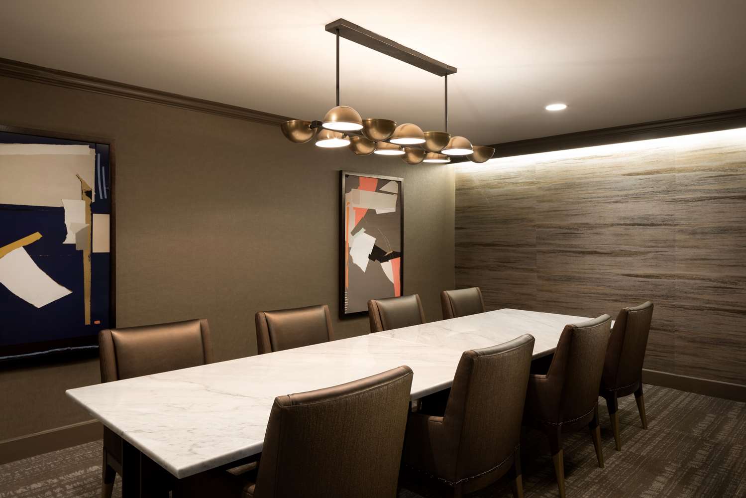 Фото Doubletree by Hilton Dallas - Campbell Centre