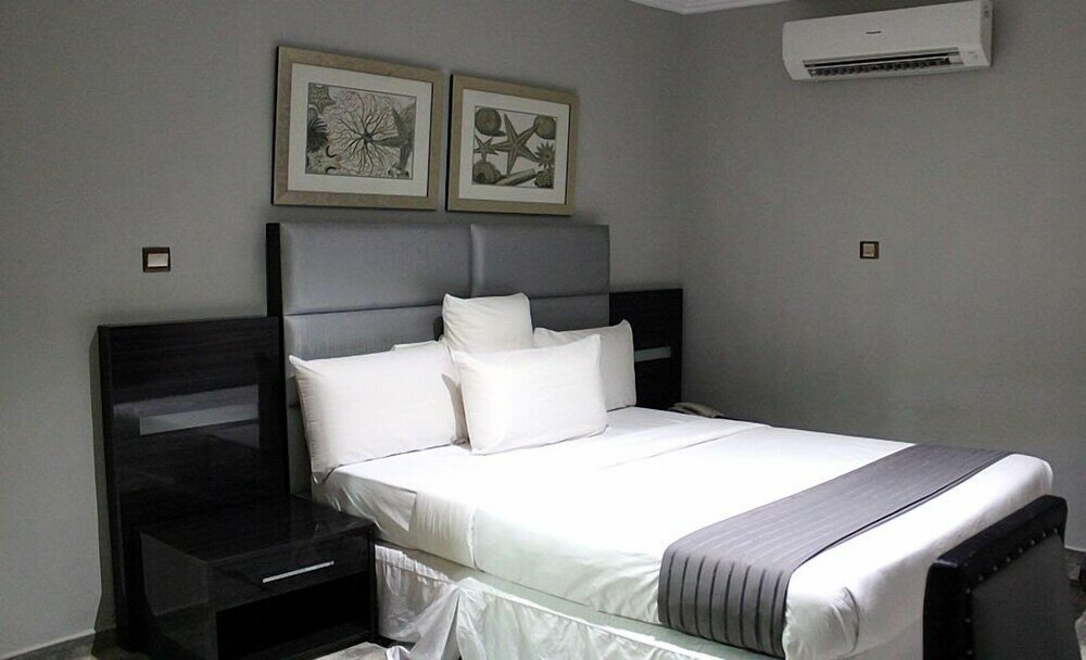 Фото Ellyxville Hotels