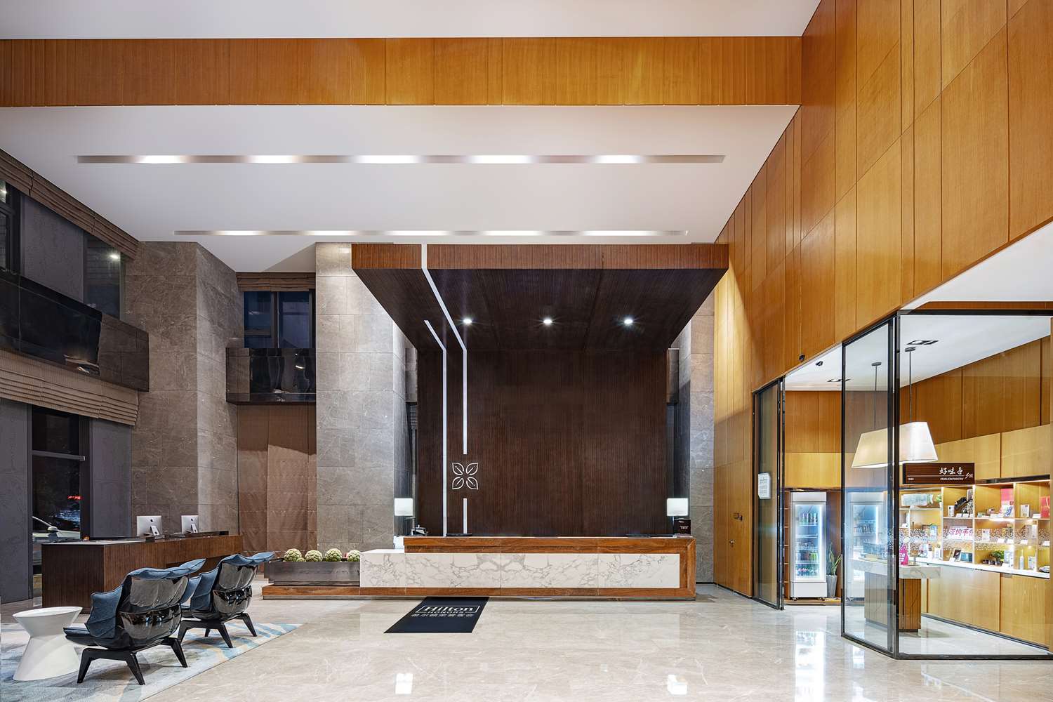 Фото Hilton Garden Inn Shenzhen Bao'an