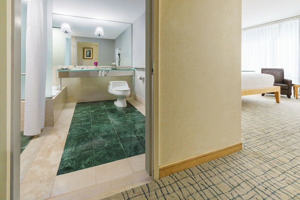 Фото Millennium Premier New York Times Square