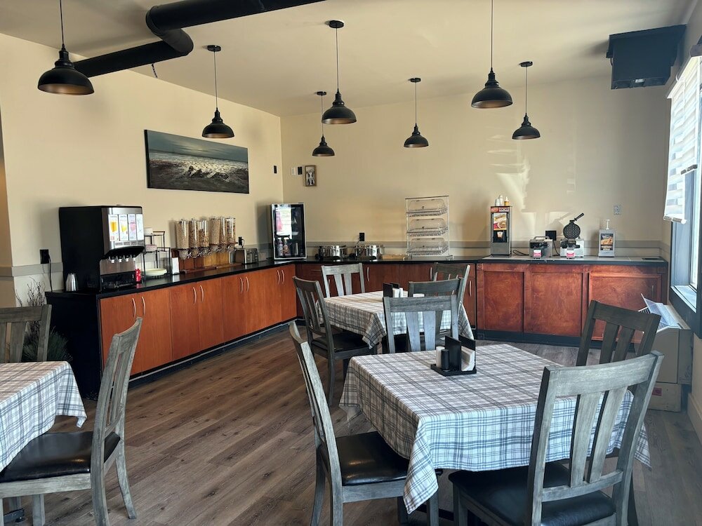 Фото Ramada by Wyndham Estevan