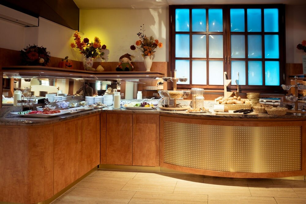 Фото Hotel Astro