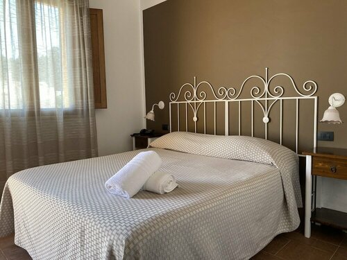 Внешний вид отеля Tenute Plaia Agriturismo в Кастелламмаре-дель-Гольфо, фото 5