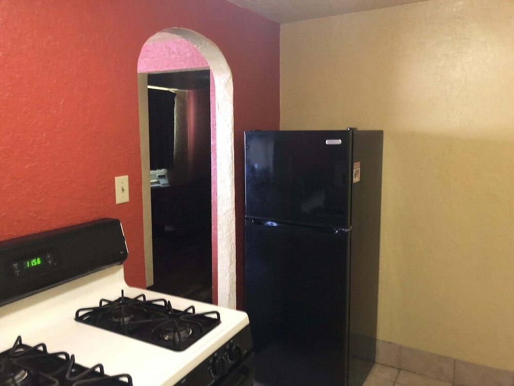 Фото Economy Inn
