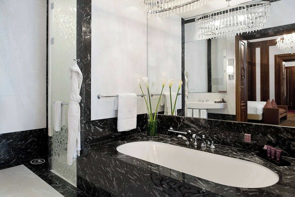 Фото The Ritz-Carlton