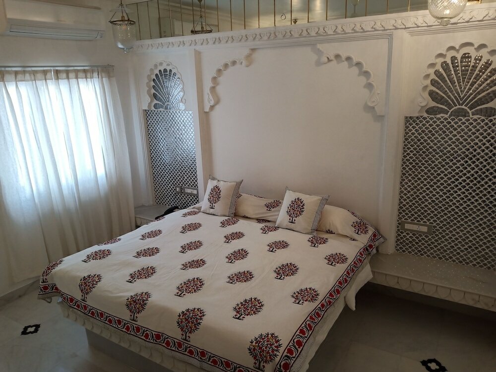 Фото Jagat Niwas Palace