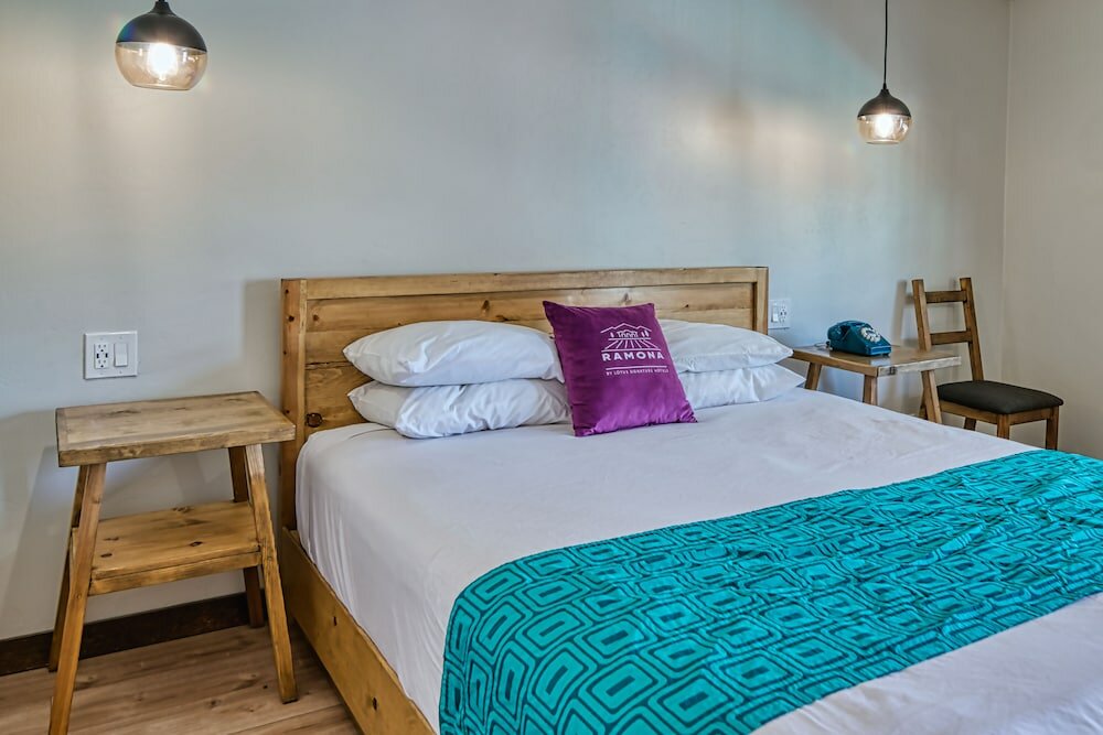 Фото Ramona Valley Inn