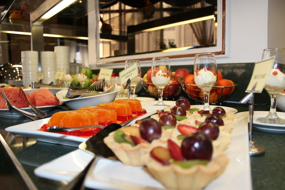 Фото Al Diar Dana Hotel