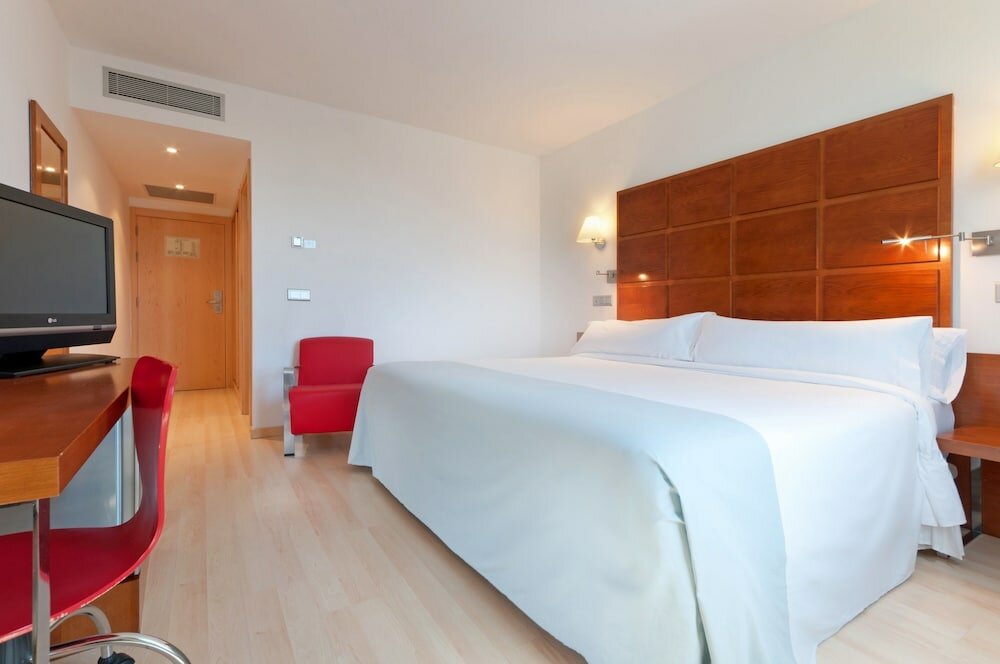 Фото Hotel Zentral Ave