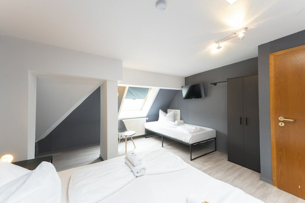 Фото Hotel Astoria am Urachplatz