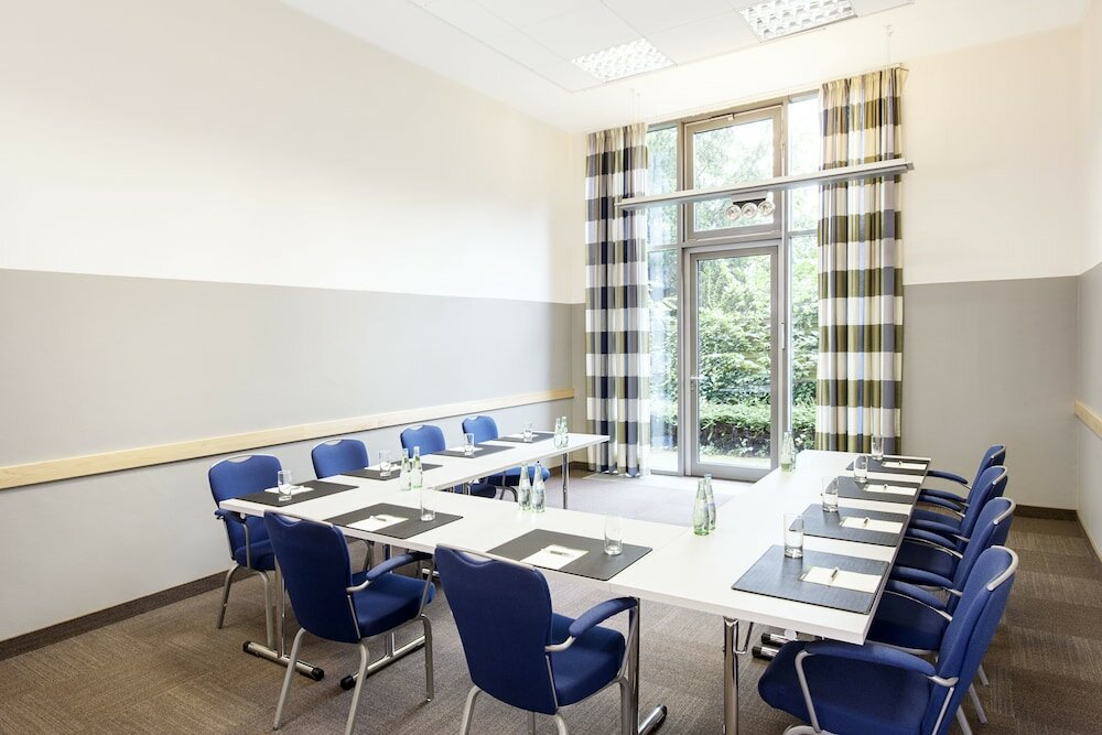 Фото Nh Frankfurt Niederrad