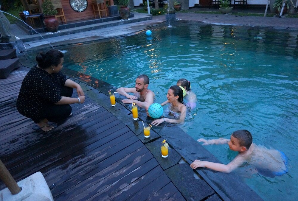 Фото Ubud Raya Villa