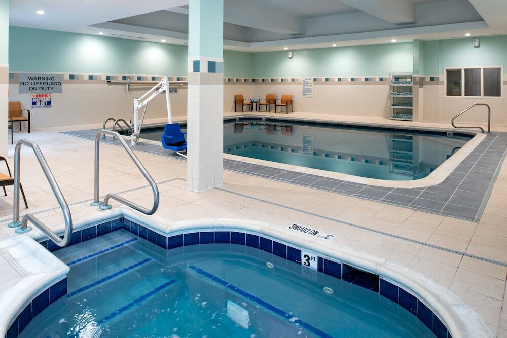 Фото Courtyard by Marriott High Point