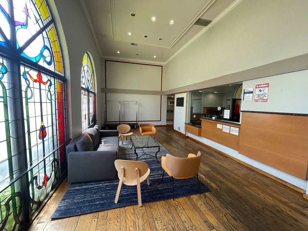 Фото Portside Inn & Suites