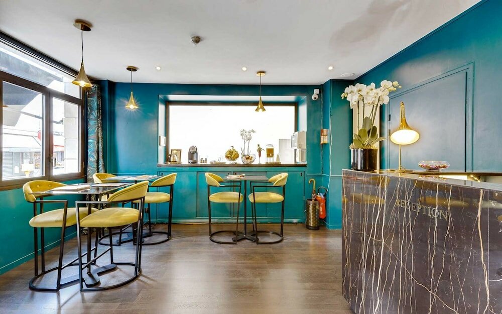 Фото Carladez Cambronne