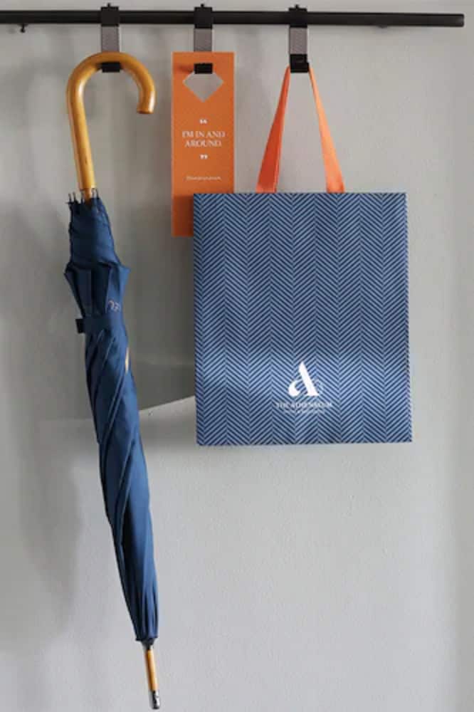 Фото The Athenaeum Hotel & Residences