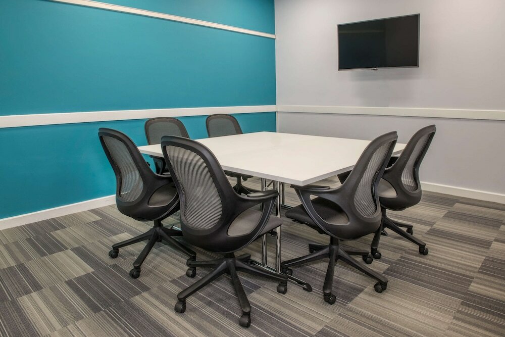 Фото De Vere Latimer Estate