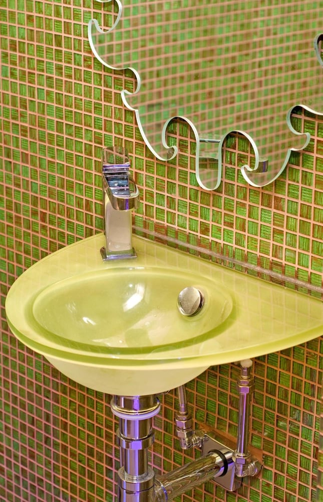 Фото The Hide London