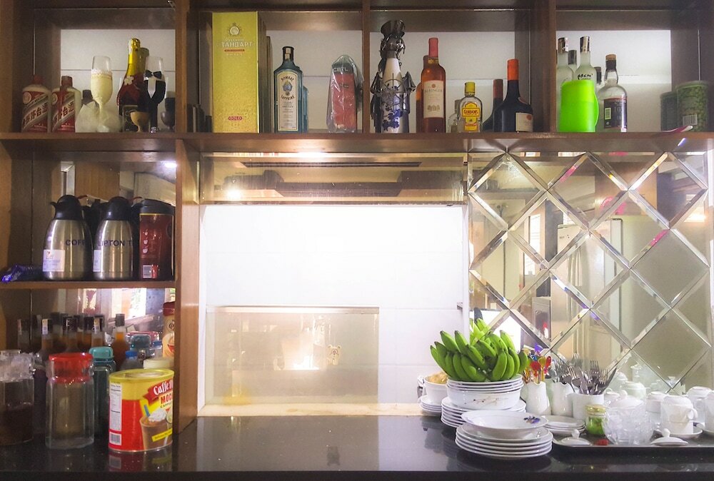 Фото Urban Alley Hotel