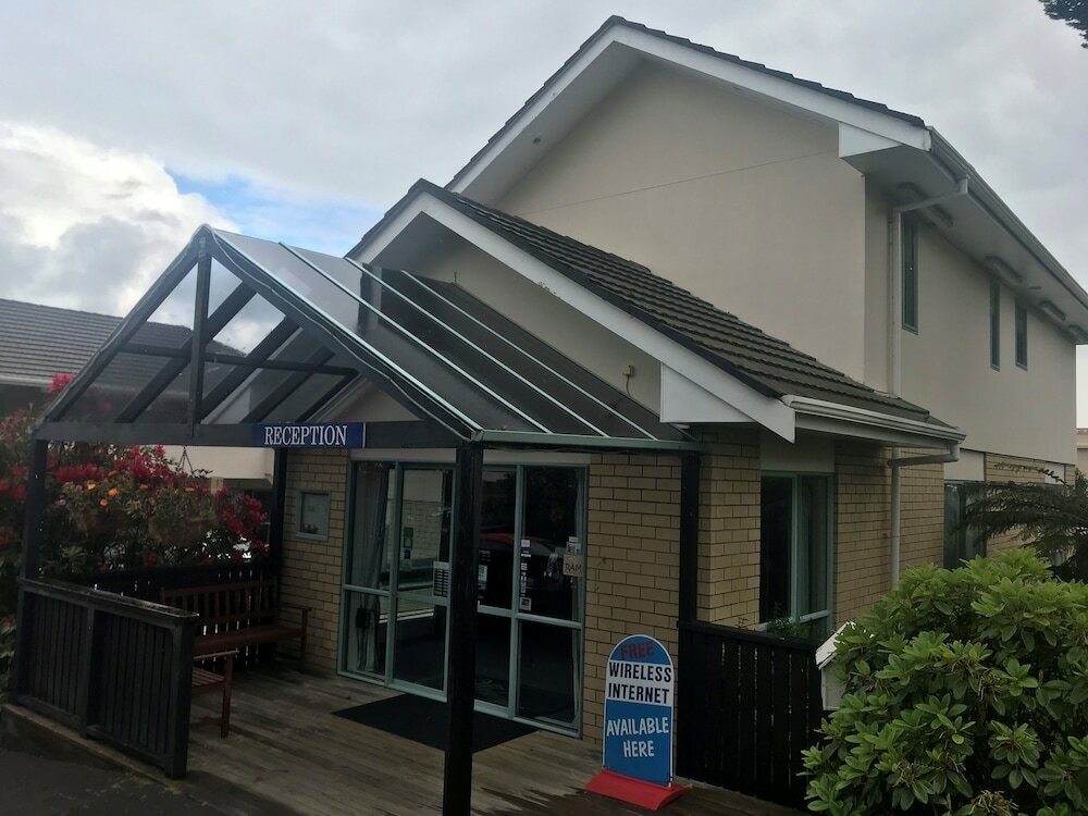 Фото Fenton Court Motel