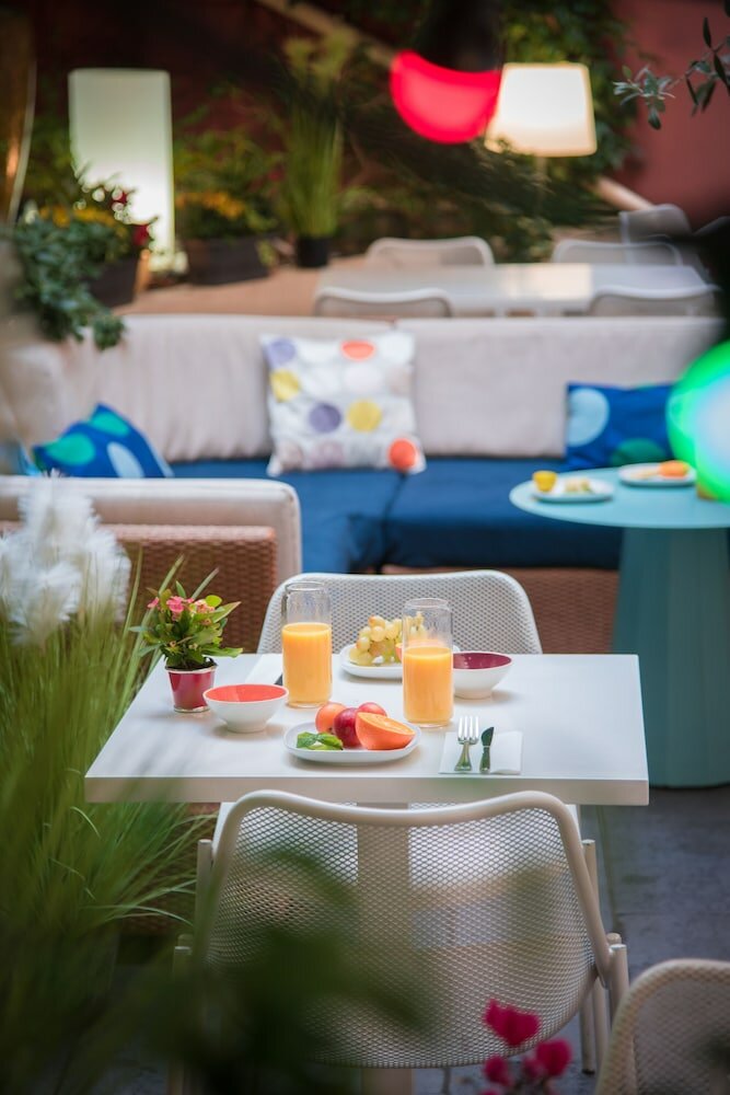 Фото Novotel Suites Cannes Centre