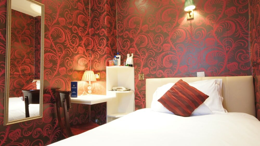 Фото The Leonard Hotel