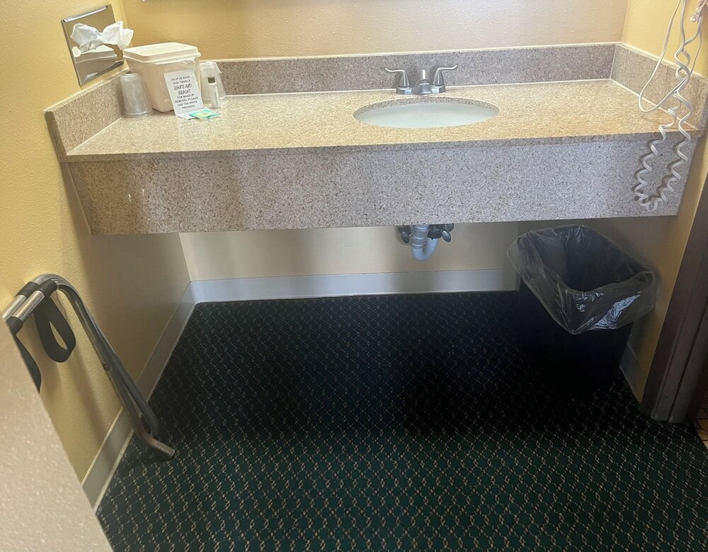 Фото National 9 Price