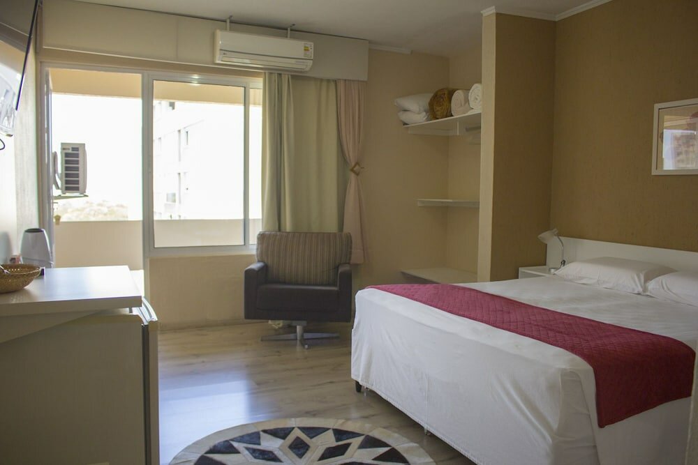 Фото San Remo Hotel