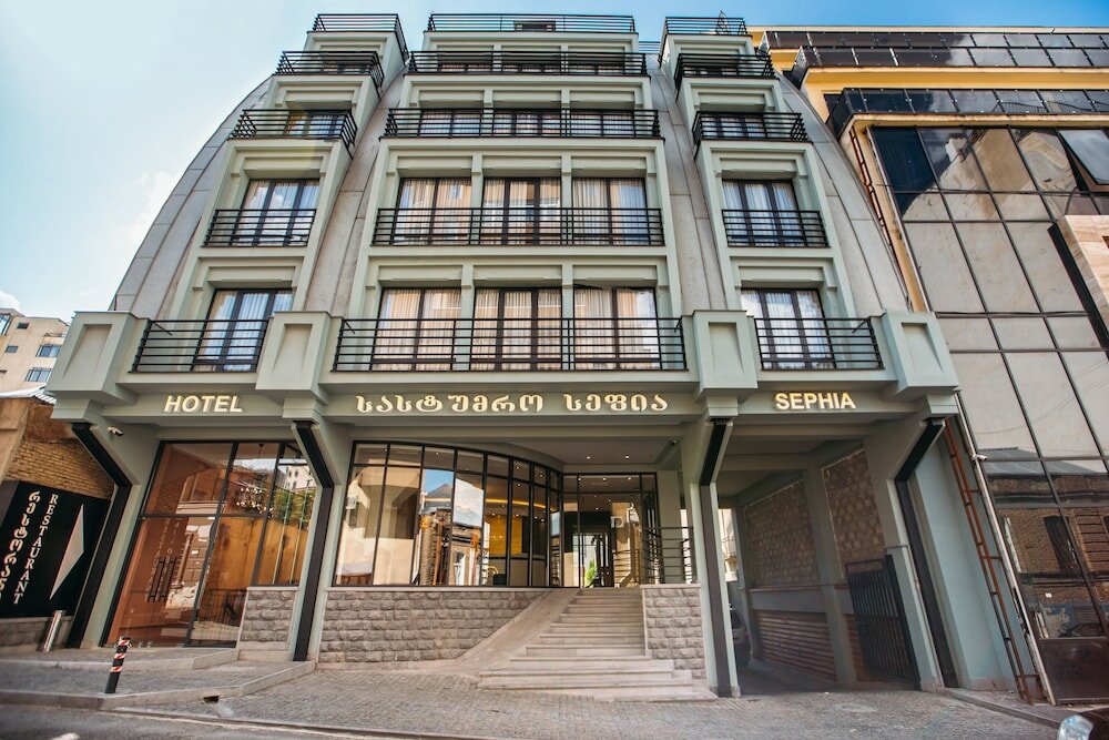 Фото отеля 1