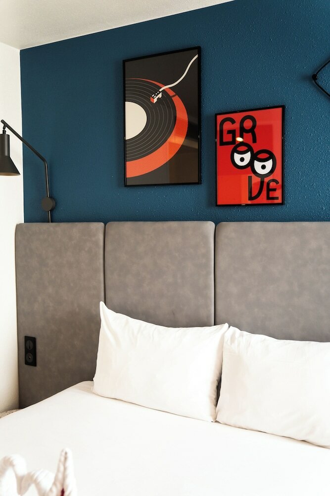 Фото Ibis Saint-Denis Stade Ouest