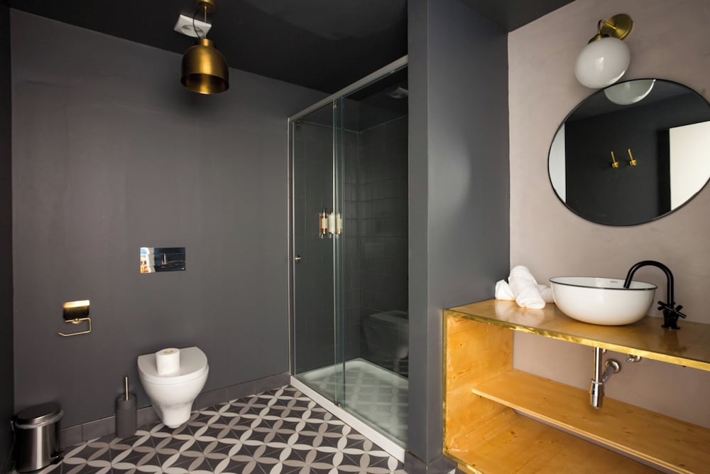 Фото Selina Secret Garden Lisbon