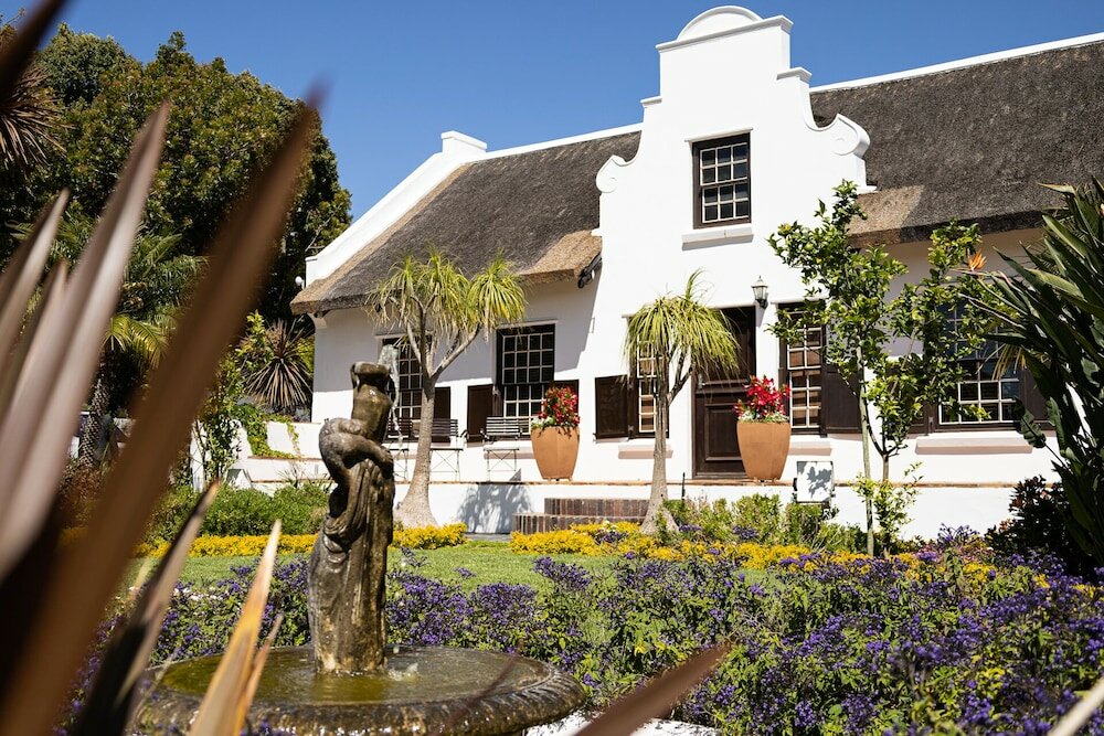Фото Cape Village Lodge