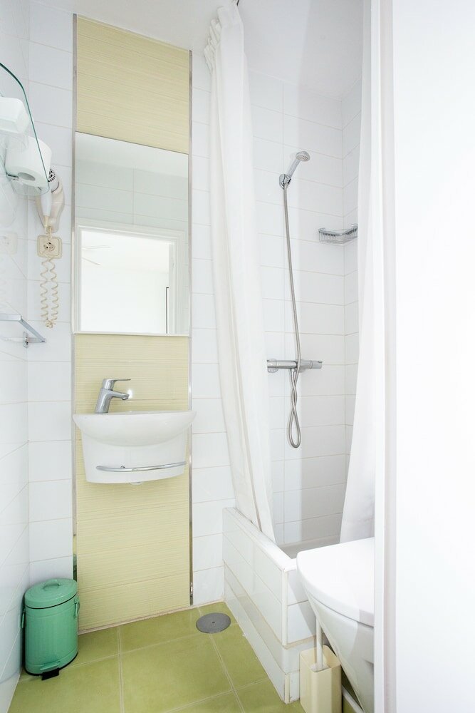 Фото Hostal Los Alpes