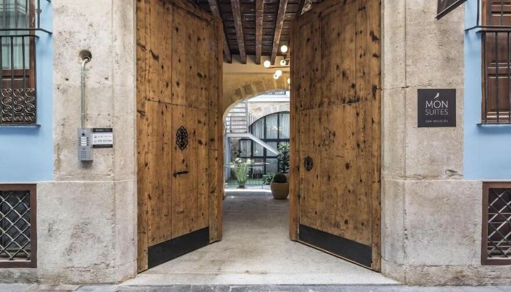 Фото Mon Suites San Nicolás