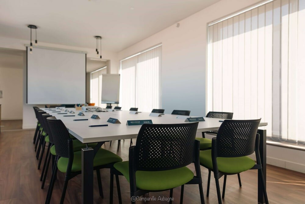 Фото Campanile Marseille Est - Aubagne