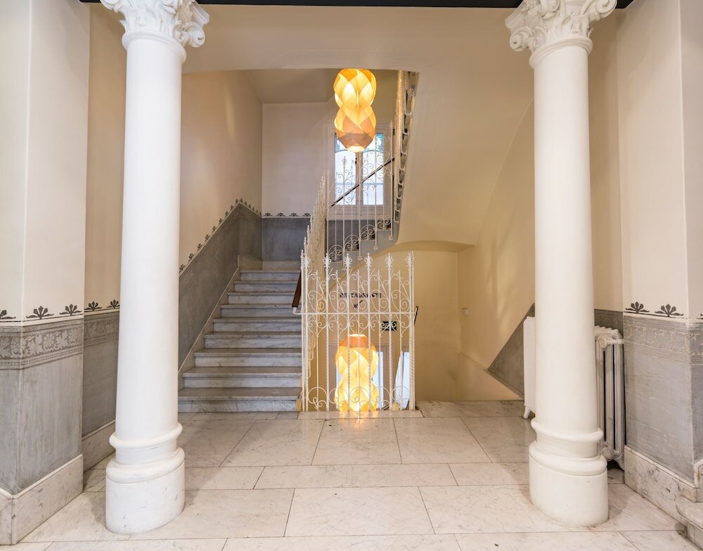 Фото Petit Palace Lealtad Plaza