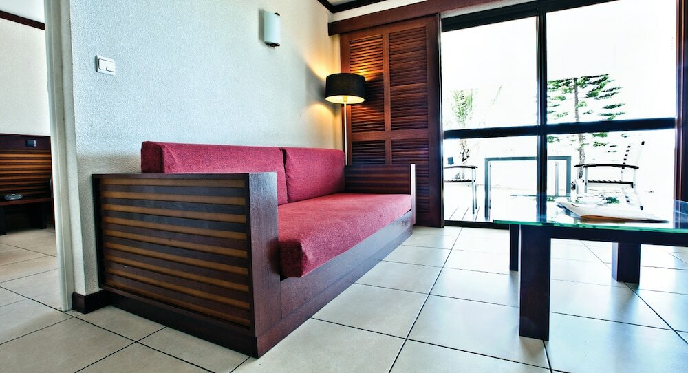 Фото Le Stanley Hotel and Suites