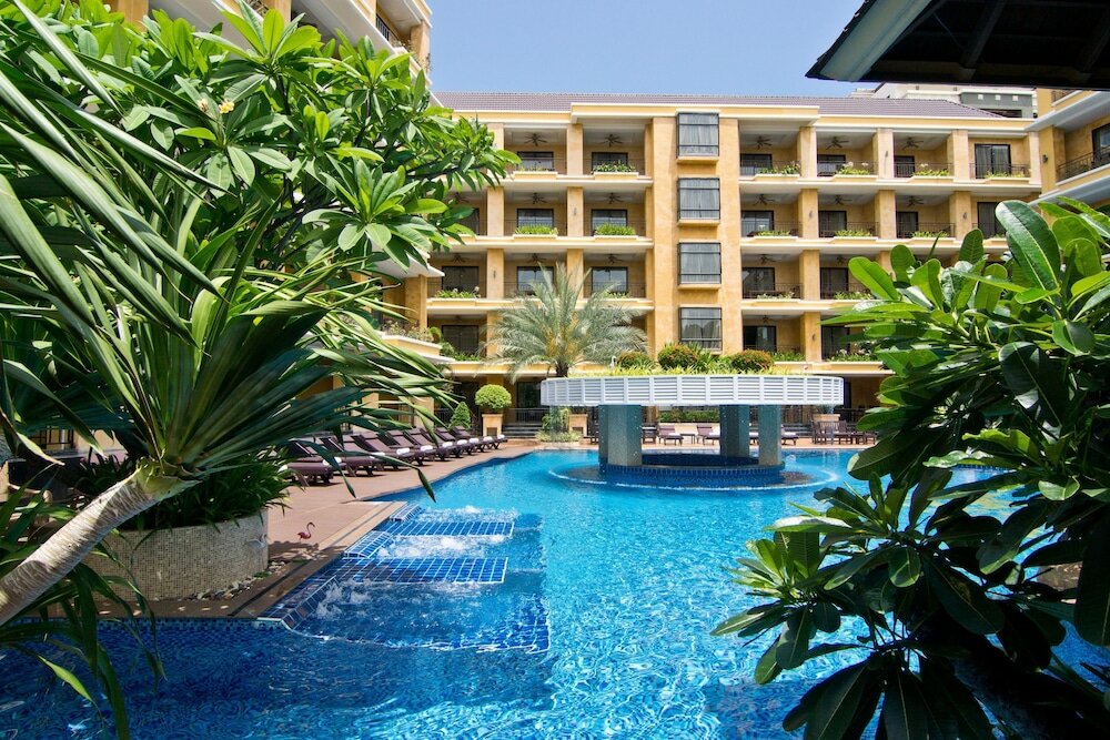 Фото Lk Mantra Pura Resort